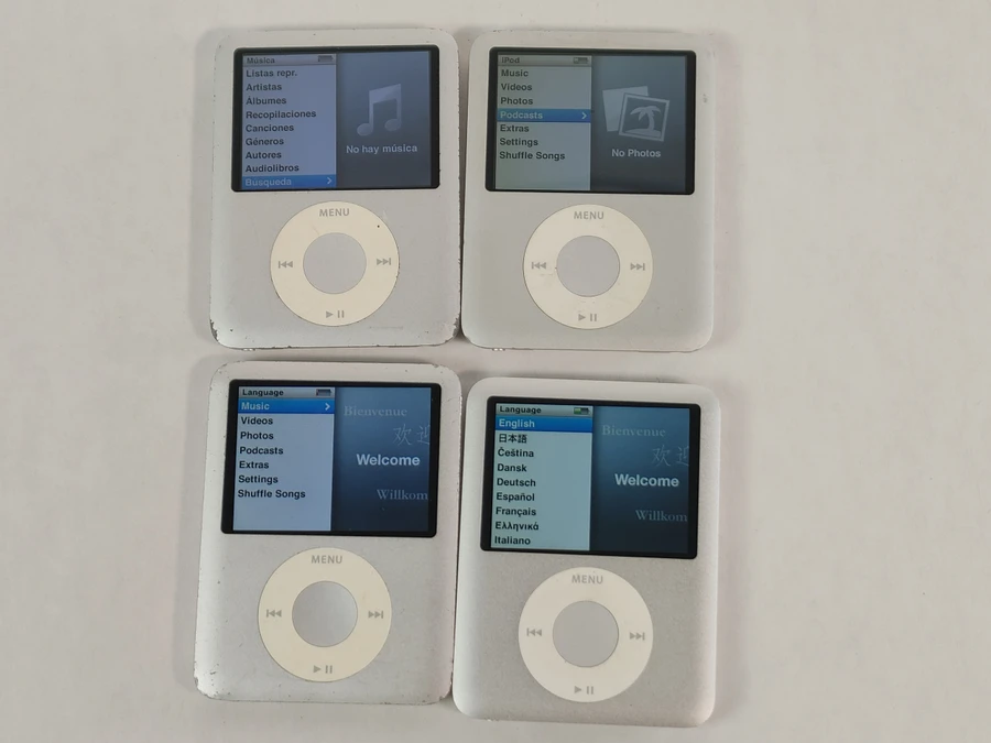 Apple A1236 Lot of 4 iPod Nano (3rd Generation) 4 GB Silver For Parts