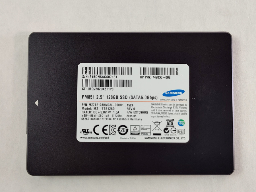 Samsung MZ-7TE1280 PM851 128 GB 2.5 in SATA III Solid State Drive