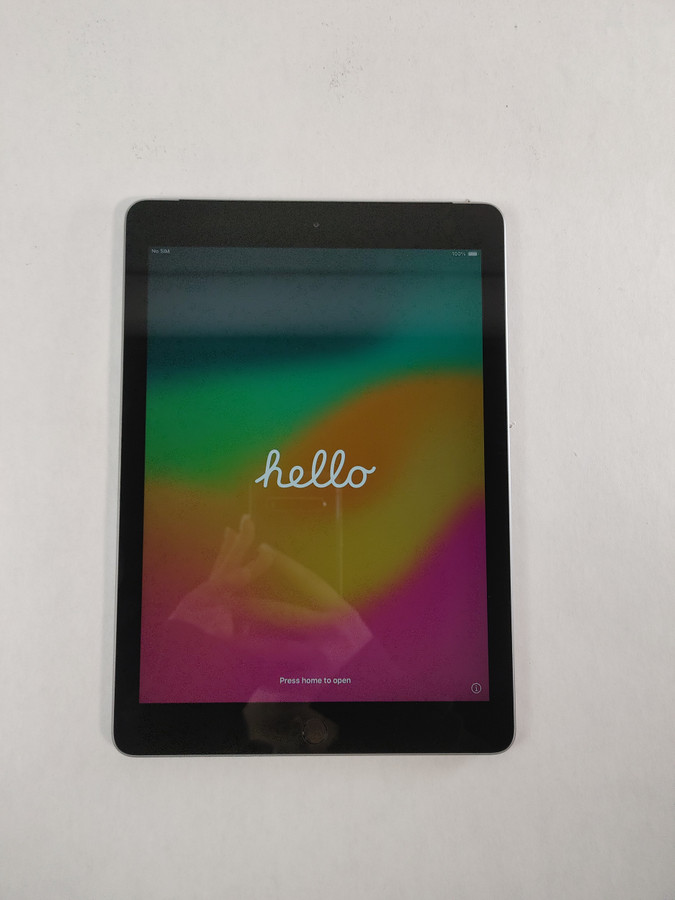 Apple iPad 6th Gen A1954 128 GB iOS 17.7.11 Space Gray Wi-Fi + 4G Unlocked