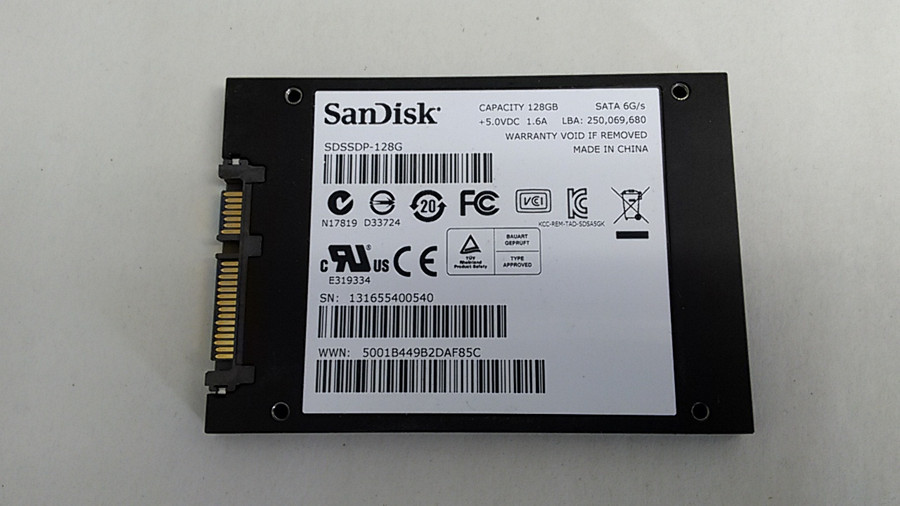 SanDisk SDSSDP-128G 128 GB 2.5" SATA III Solid State Drive