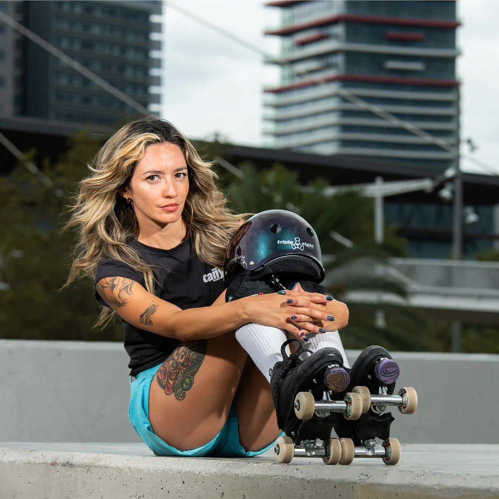 Triple 8 DEEP Cover Certified Helmet - Barbie Patin