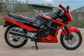 qui　丸み 1986-1987 ZX1000 NINJA KAWASAKI (KB23) RIGHT LOWER FAIRING COWL