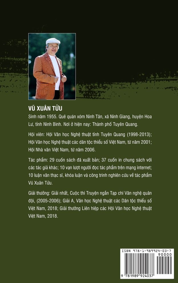 Võ Nguyên Giáp (hard cover)