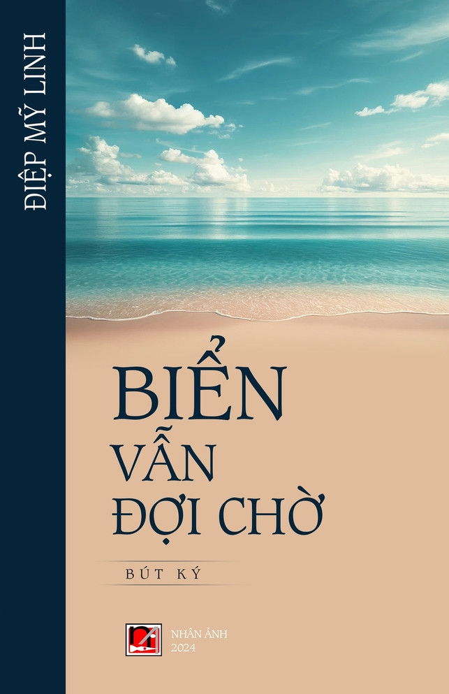 Biển Vẫn Đợi Chờ