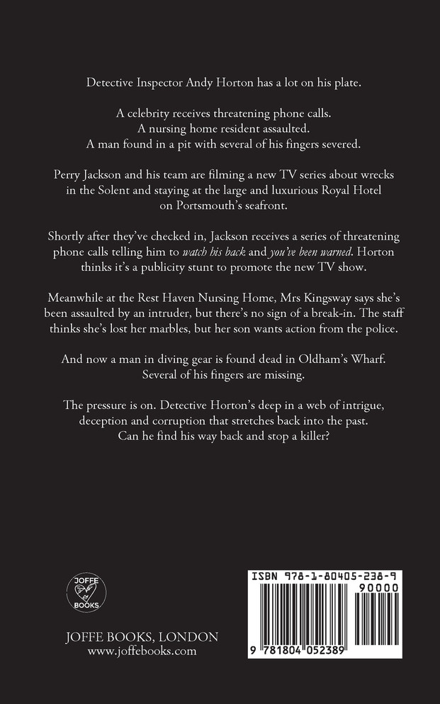 THE ROYAL HOTEL MURDERS a gripping crime thriller full of twists