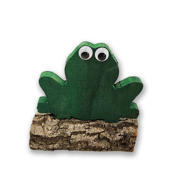 Small Frog w/ Log