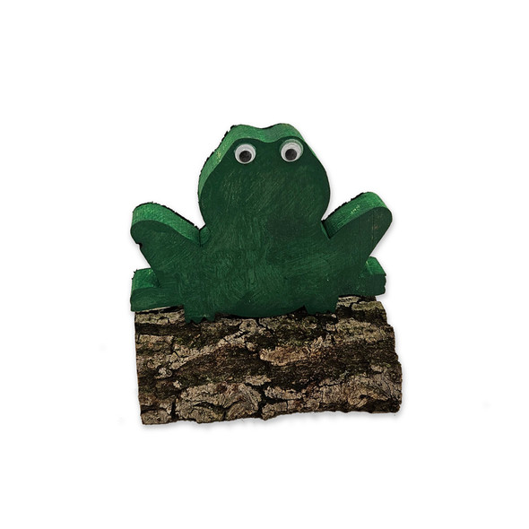 Large Frog w/ Log
