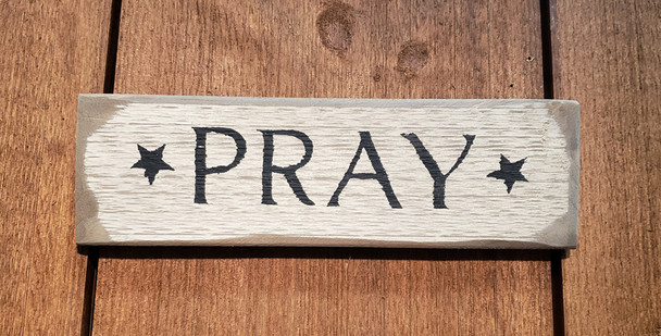 Pray (BWS384)