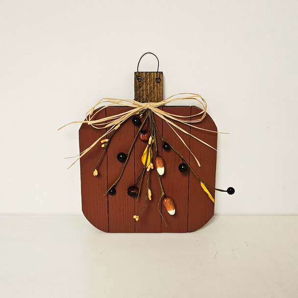 Small Hanging Pumpkin/ Raffia