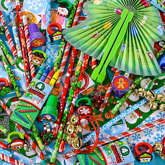 Christmas toy assortment 1000-pack bulk primary front view Christmas toy assortment 1000-pack bulk primary front view