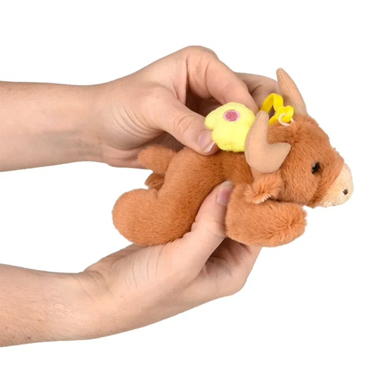 Mighty Quakes Highland Cow Backpack Clip Plush Toys Bulk Party Favors