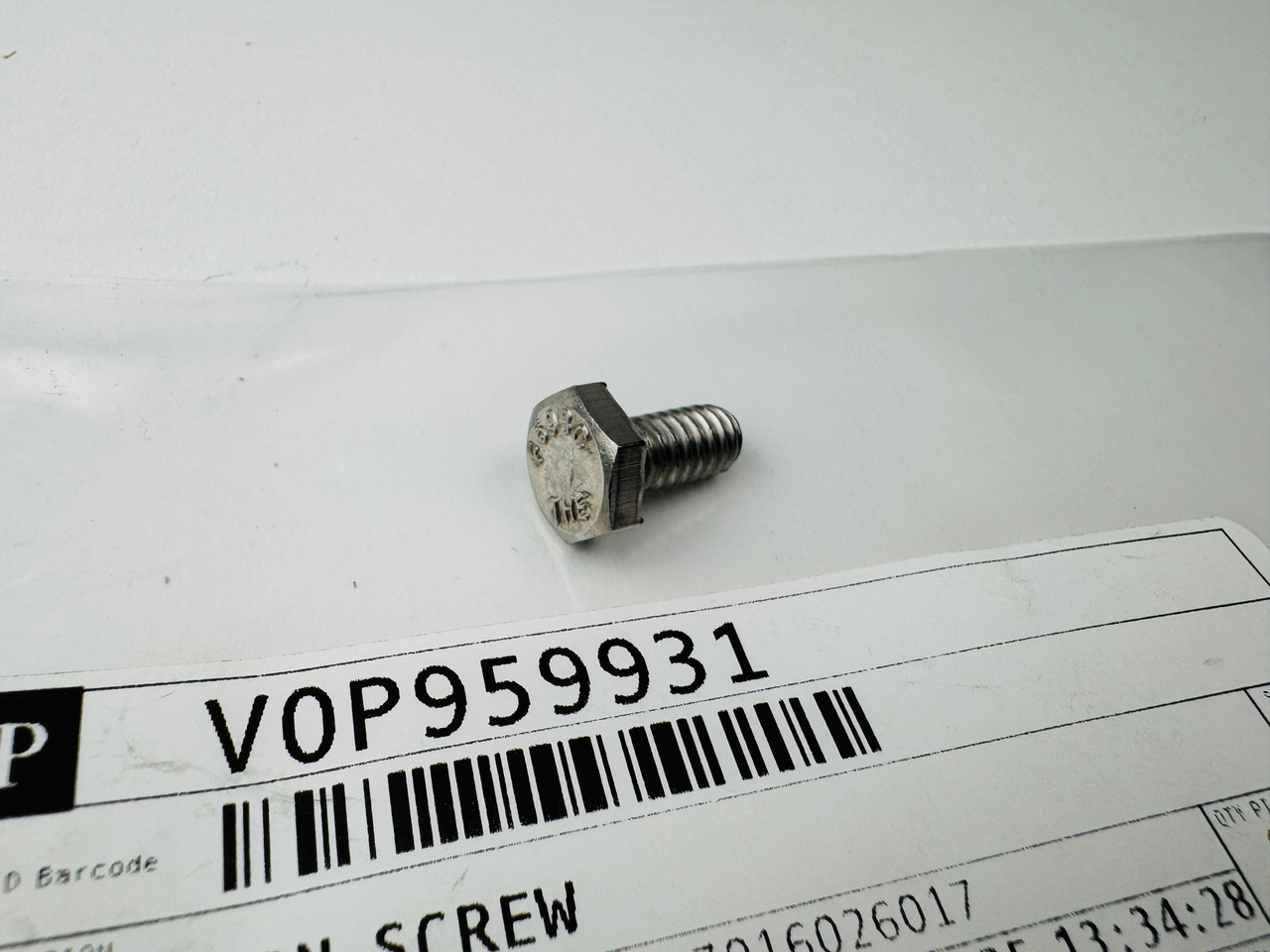 $9.99* GENUINE VOLVO no tax* HEXAGON SCREW 959931 (Volvo's