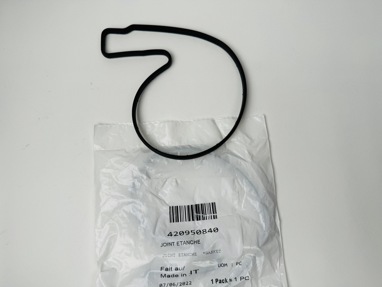 $14.99* GENUINE BRP no tax* GASKET 420950840 *In Stock & Ready To Ship!