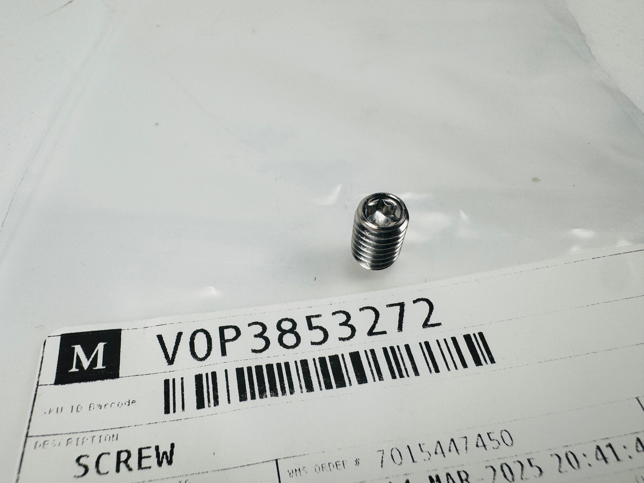 $9.99* GENUINE VOLVO SCREW 3853272  *In Stock & Ready To Ship