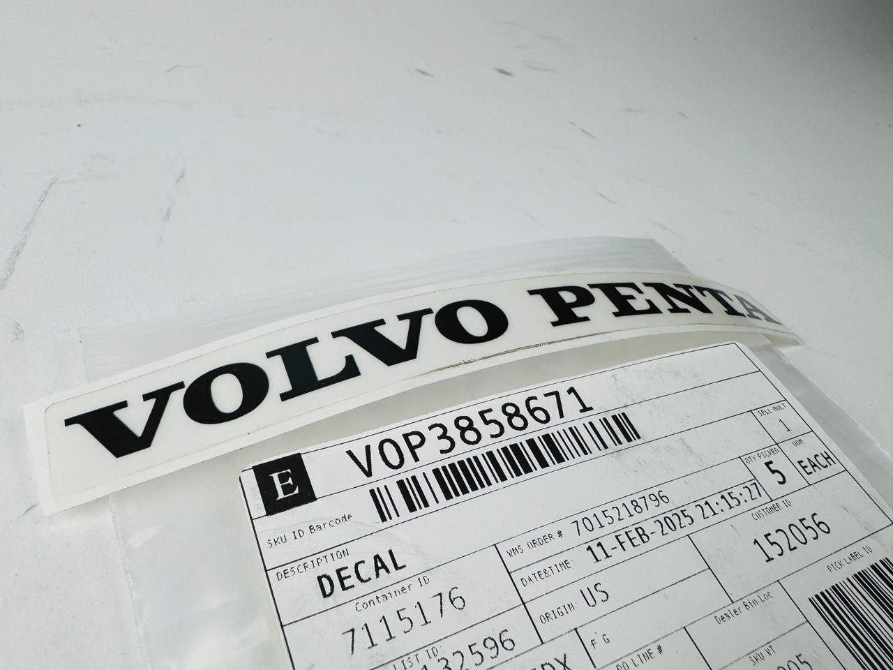 $5.99* GENUINE VOLVO DECAL 3858671 *In Stock & Ready To Ship!