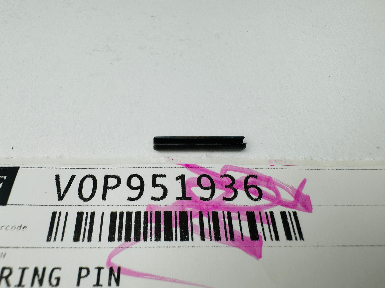 $9.95* GENUINE VOLVO SPRING PIN 951936 *In Stock & Ready To Ship!