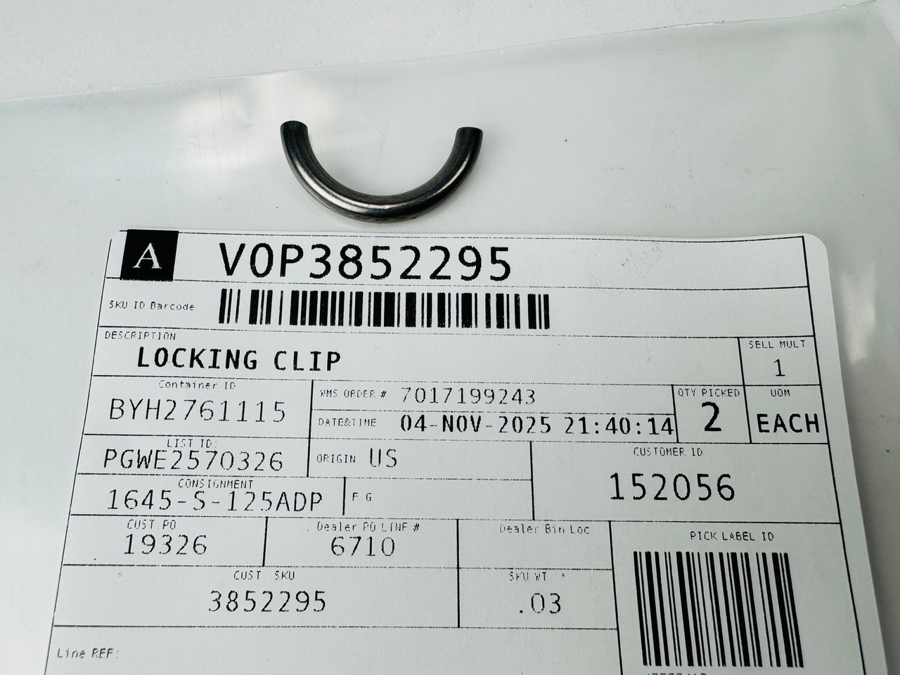 $7.99* GENUINE VOLVO LOCKING CLIP 3852295 *In Stock & Ready To Ship!