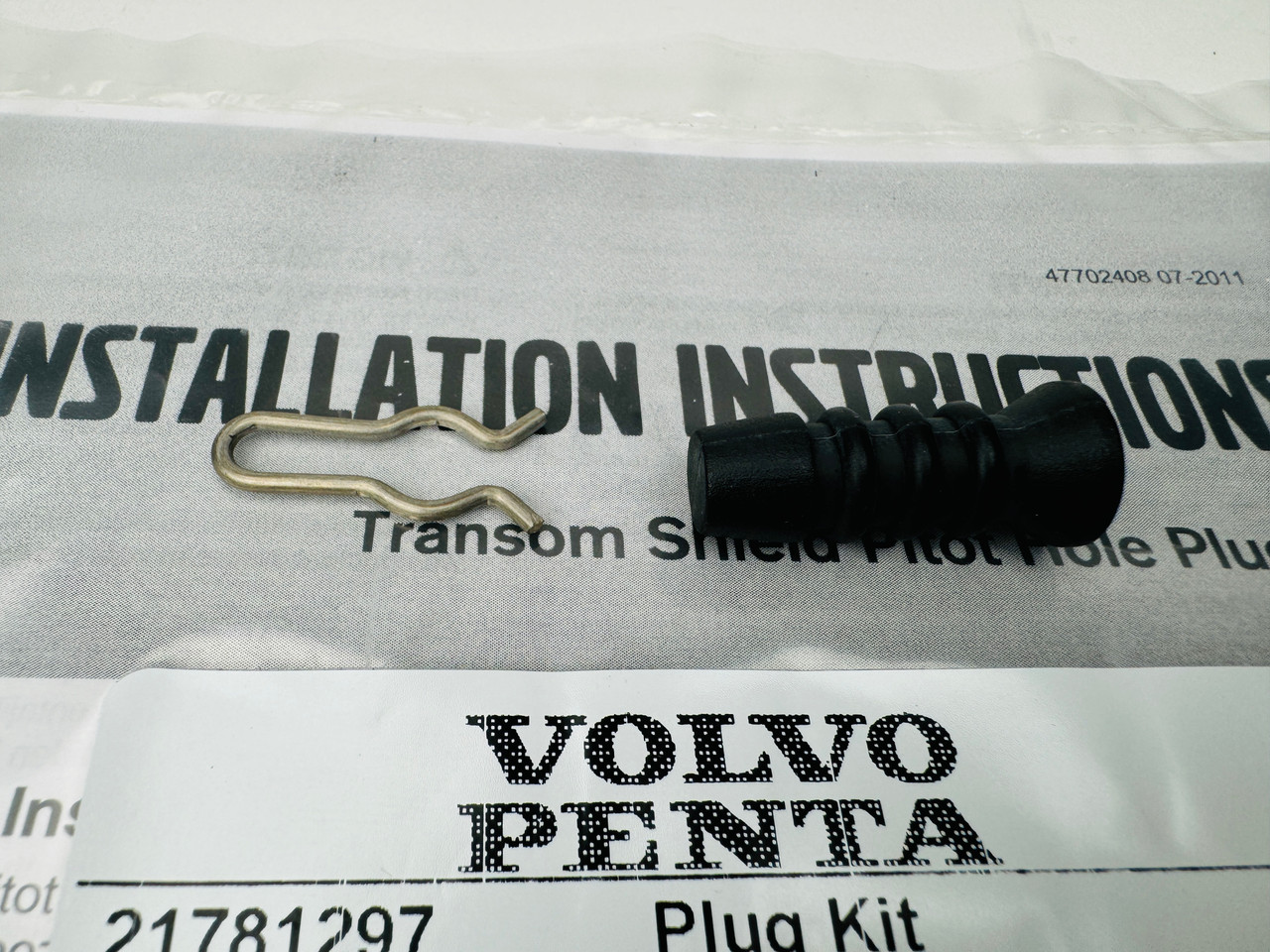 VOLVOノベルティ　サタクロース $14.99* GENUINE VOLVO no tax* PLUG KIT 21781297 *In Stock & Ready
