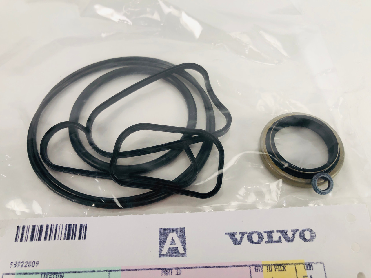 $104.99* GENUINE VOLVO no tax* SX-A LOWER UNIT GASKET KIT 3888821 *In Stock & Ready To Ship!