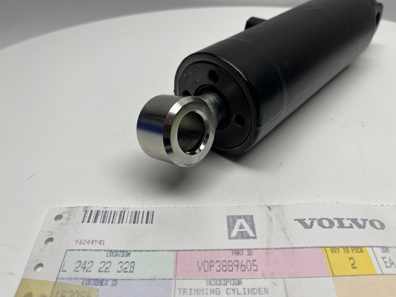 【新品未開封】VOLVO 純正部品 9451681-2 デッドストック ボルボ $899.99* GENUINE VOLVO no tax* XDP TRIMMING CYLINDER 3889605 *In