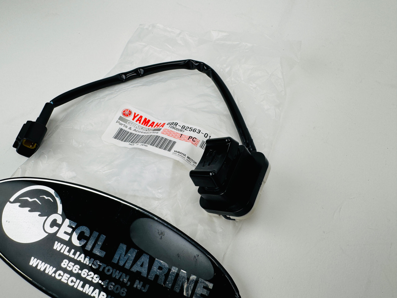 $69.99* GENUINE YAMAHA no tax* TRIM & TILT SWITCH ASSY  6BR-82563-01-00 *In Stock & Ready To Ship!