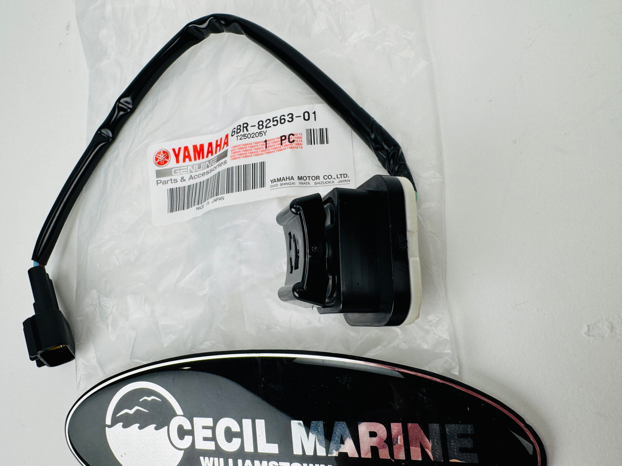 $69.99* GENUINE YAMAHA no tax* TRIM & TILT SWITCH ASSY  6BR-82563-01-00 *In Stock & Ready To Ship!