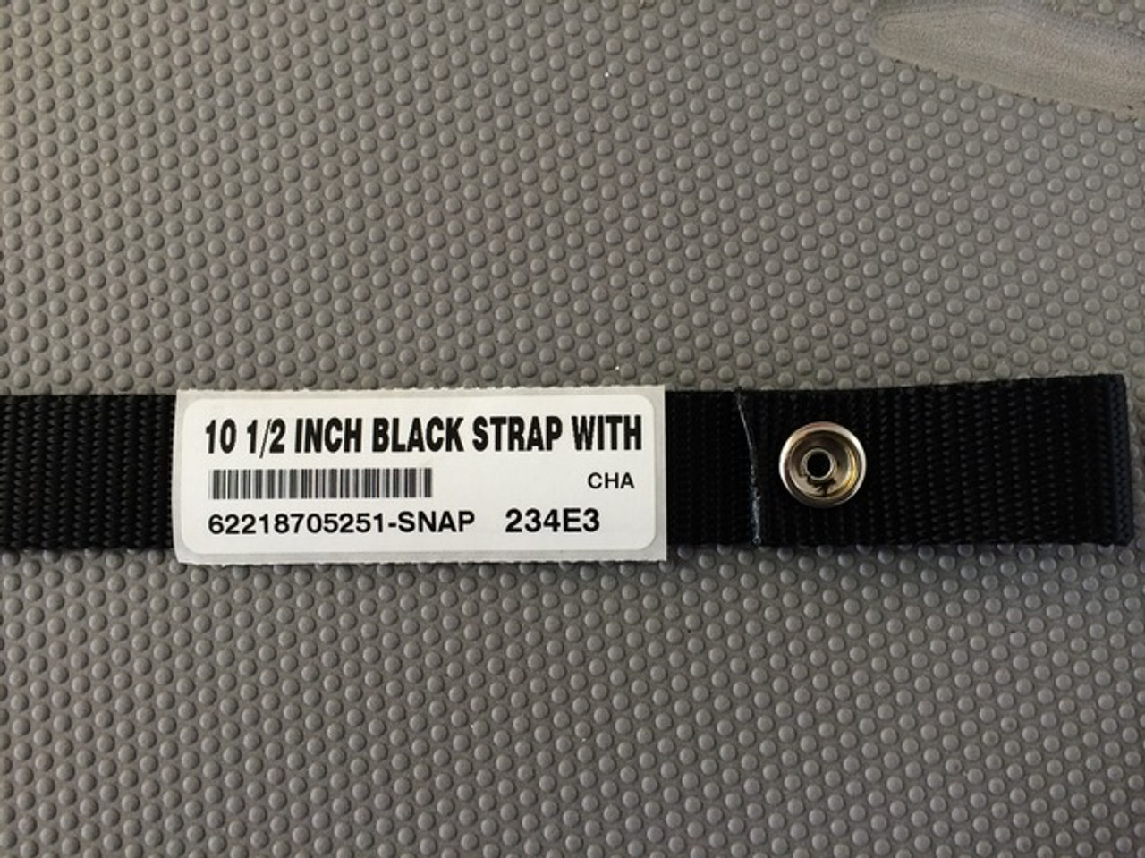 10 1/2 INCH BLACK STRAP WITH SNAP