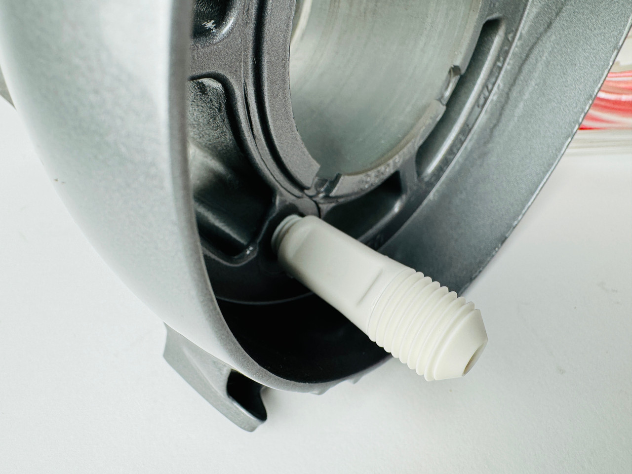 VOLVO PENTA OUTDRIVE OIL PUMP FOR QUARTS & GALLONS CONTAINERS