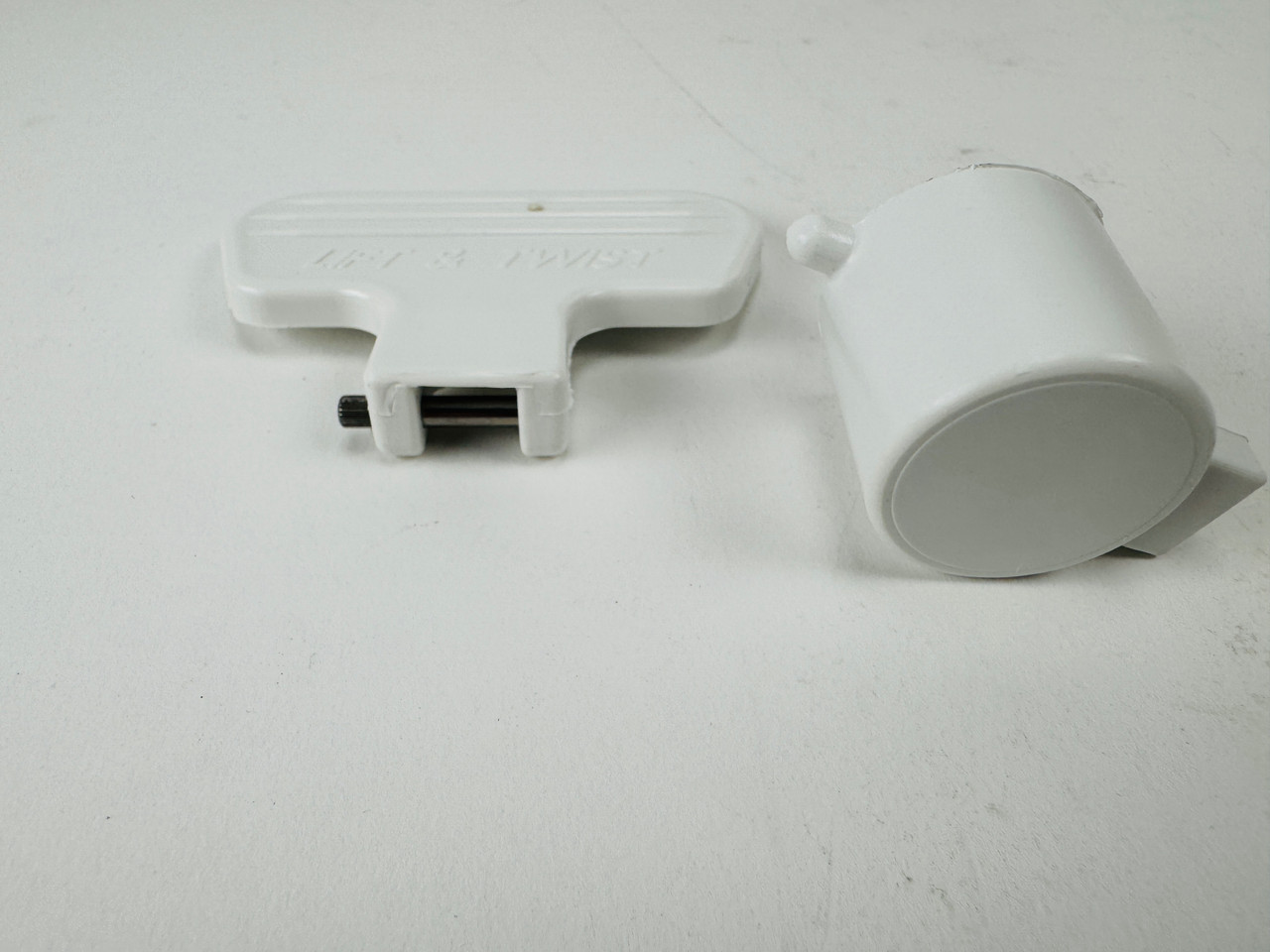 PARKER TWIST TAB FOR ACCESS HATCH 10000-1  *In Stock & Ready To Ship!