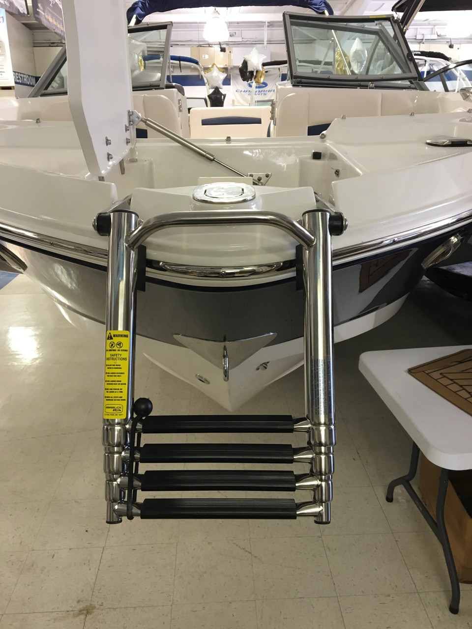 LADDER BOW 4 STEP Fully retracted length 15 3/8 in Fully extended