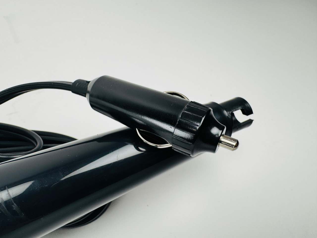 PUMP - AIR, 12 VOLT. WHITE W/ DC PLUG PUMP - AIR, 12 VOLT. WHITE W/ DC PLUG