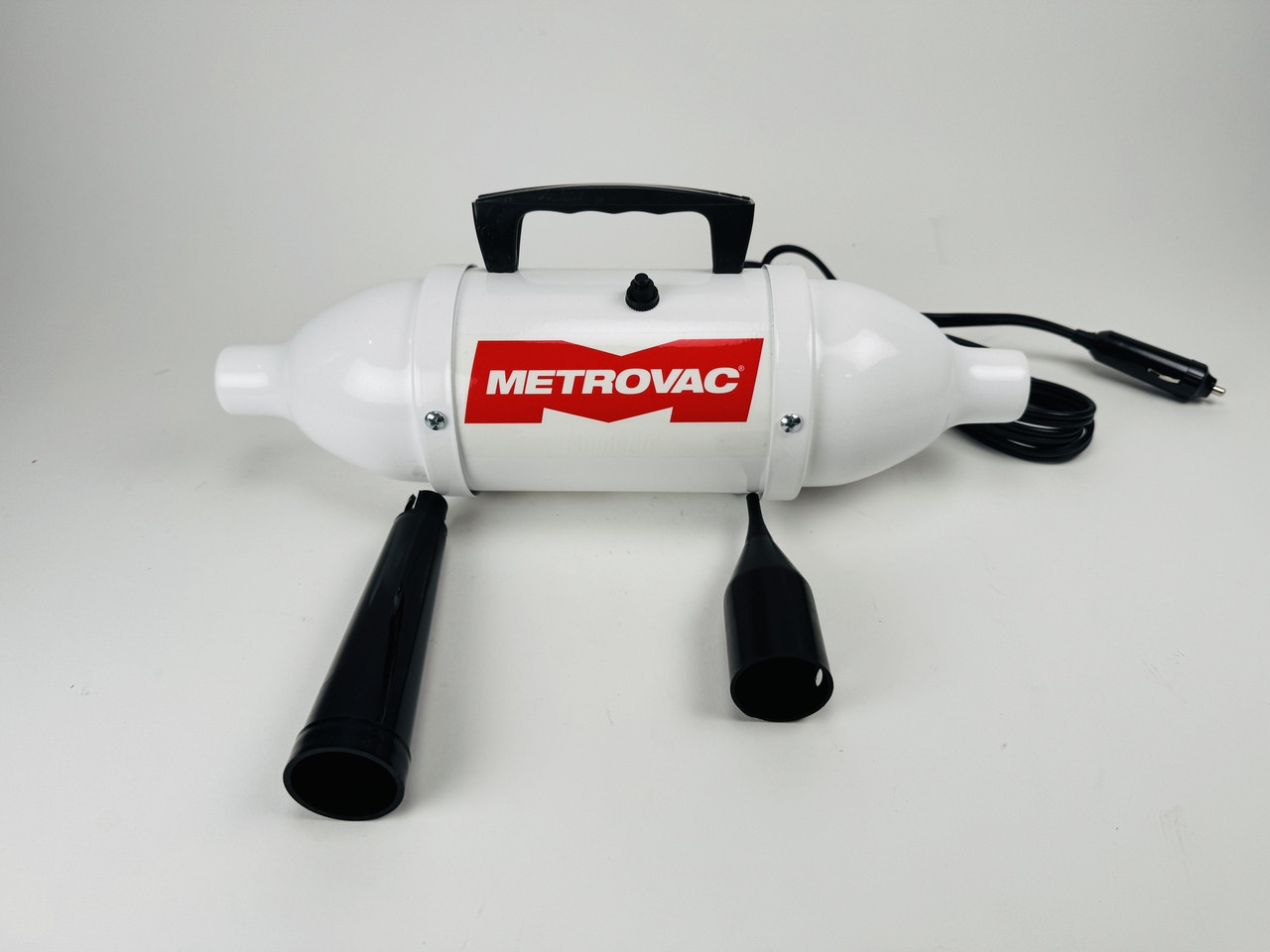 PUMP - AIR, 12 VOLT. WHITE W/ DC PLUG PUMP - AIR, 12 VOLT. WHITE W/ DC PLUG