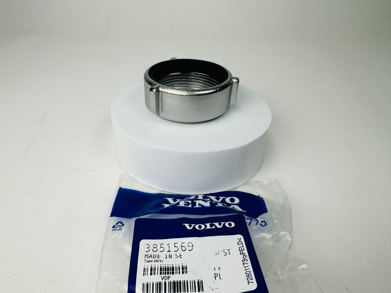 $51.99* GENUINE VOLVO no tax* FORWARD PROPELLER NUT 3851569 *In Stock & Ready To Ship!