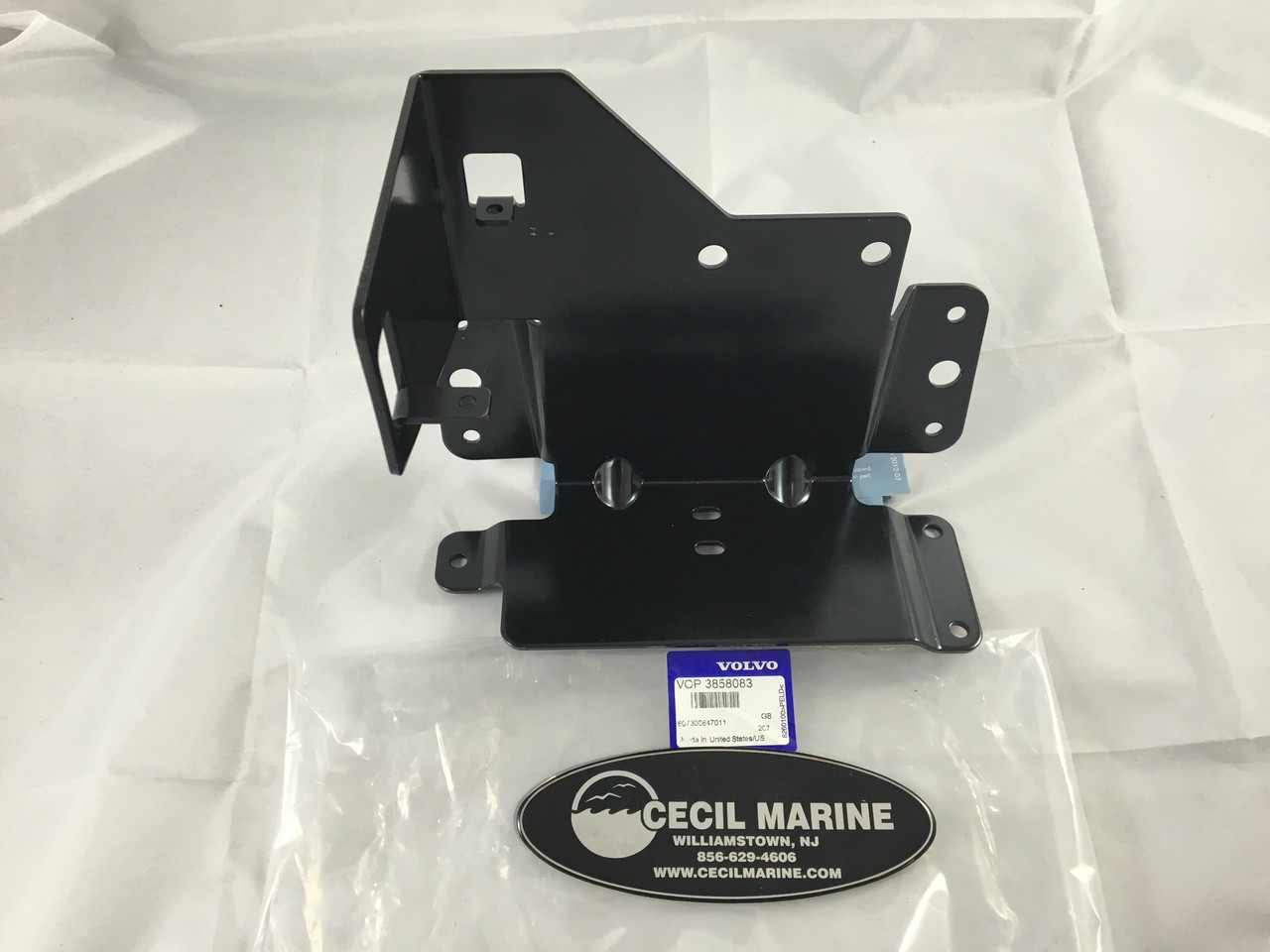 $269.99* GENUINE VOLVO no tax* TRIM PUMP BRACKET 3858083 *In Stock & Ready To Ship!