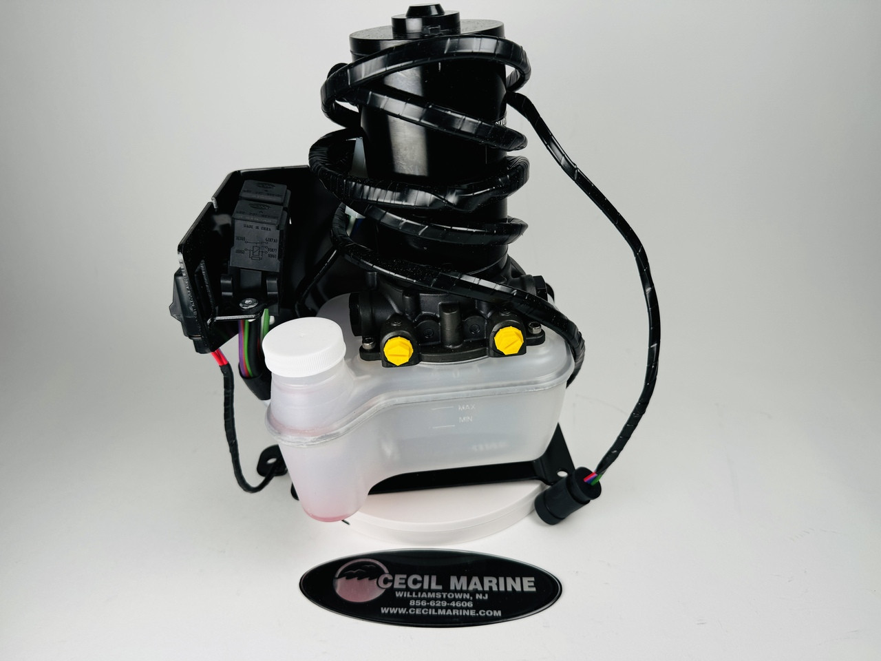 tamyaco⭐︎ $869.99* GENUINE VOLVO no tax* COMPLETE TRIM PUMP 3587079