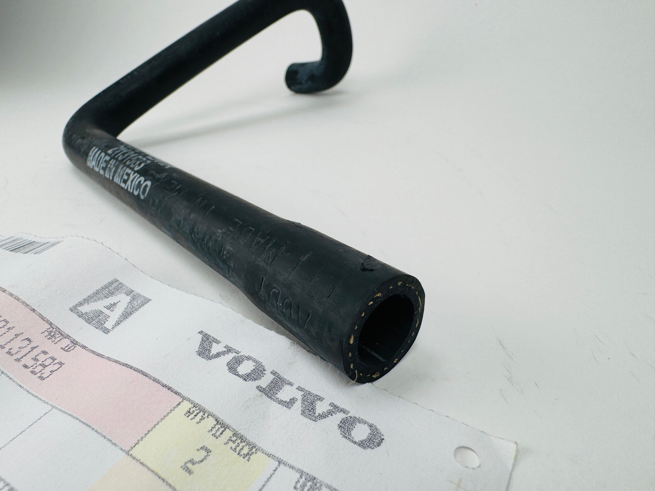 $49.99* GENUINE VOLVO no tax* HOSE 21131583 *In Stock & Ready To Ship!