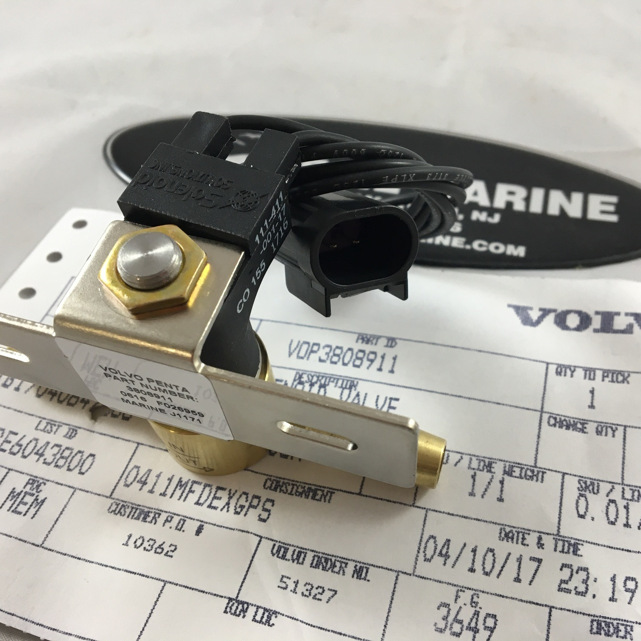 $95.99* GENUINE VOLVO no tax* SOLENOID VALVE 3808911 *In Stock & Ready To Ship!