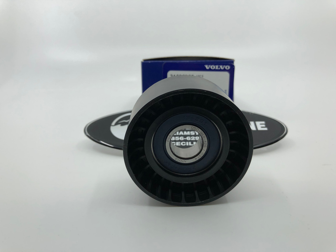 $31.99* GENUINE VOLVO no tax* IDLER PULLEY 21585053 *In Stock & Ready To Ship!