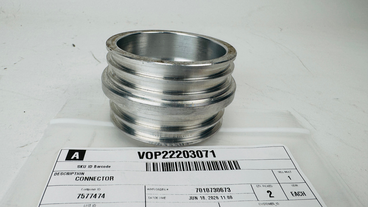 $36.99*  GENUINE VOLVO no tax* CONNECTOR 22203071 *In Stock & Ready To Ship!