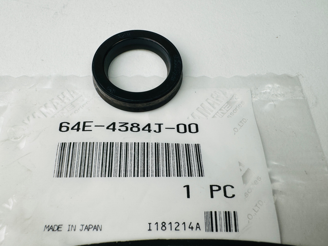 $19.99* GENUINE YAMAHA no tax* SEAL,TRIM DOWN 64E-4384J-00-00 *In