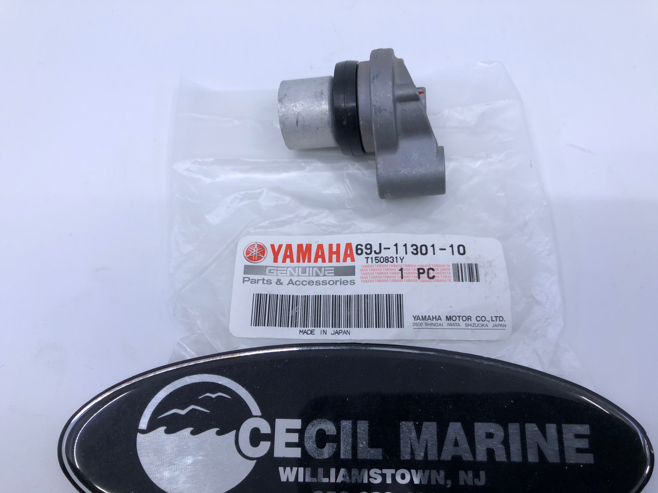 $33.95 GENUINE YAMAHA ANODE COVER ASSY 69J-11301-10-00 *In Stock & Ready To Ship!