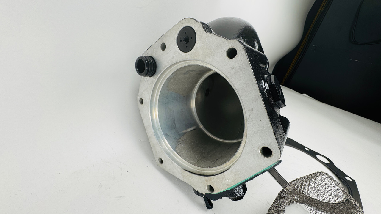 $1199.99* GENUINE VOLVO no tax* TALL RISER KIT - STARBOARD 22560747 *In Stock & Ready To Ship!