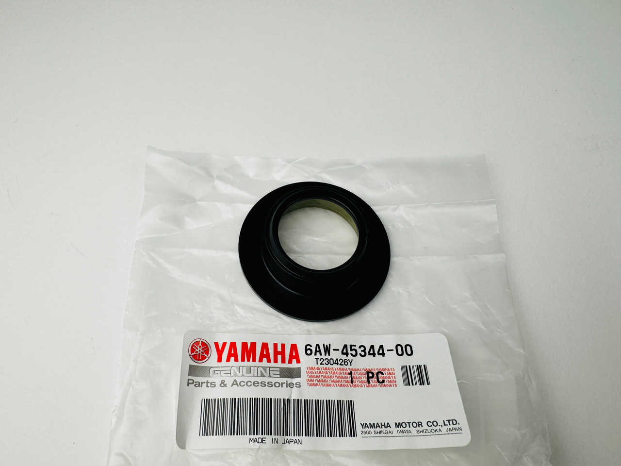 $19.99* GENUINE YAMAHA no tax* COVER, OIL SEAL 6AW-45344-00-00 *In Stock & Ready To Ship!
