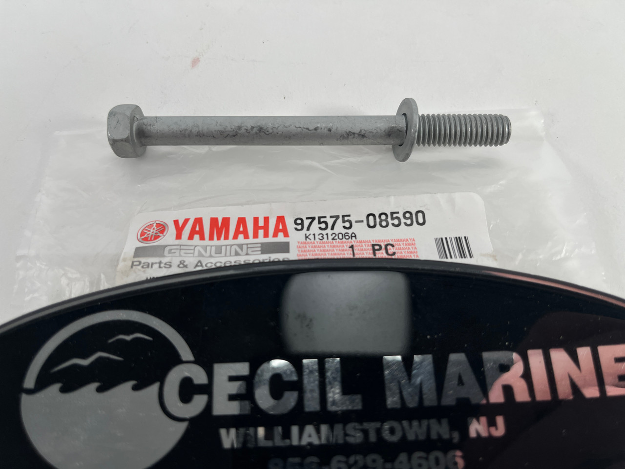 $8.25 GENUINE YAMAHA SCREW WITH WASHER no tax*  (97575-08590) In Stock And Ready To Ship!