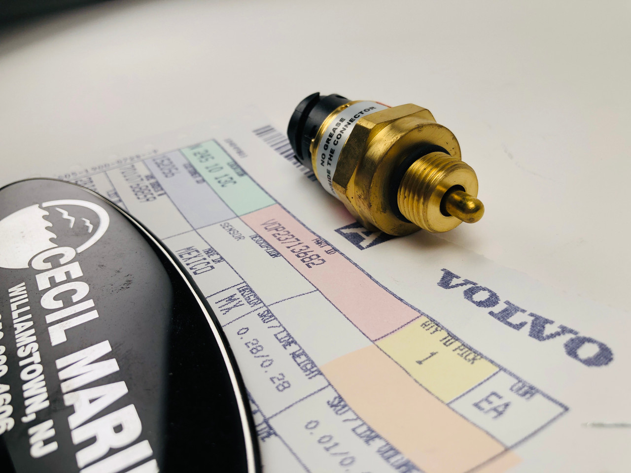 $649.99* GENUINE VOLVO no tax* SENSOR 23713682 *In Stock & Ready