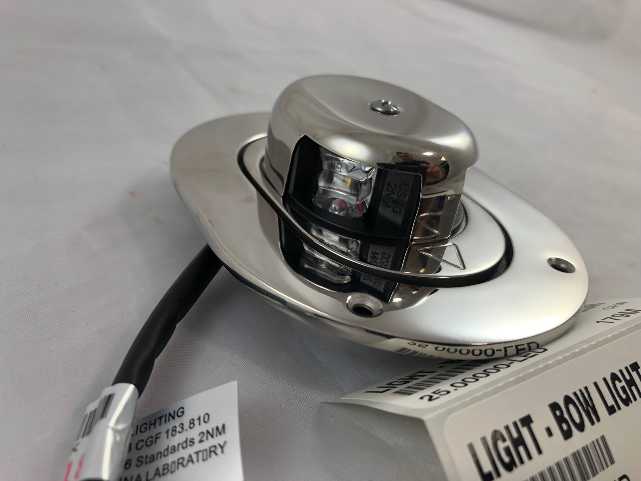 CHAPARRAL BOW LIGHT BI COLOR HIDEAWAY   "LED" * WITH PLUG CONNECTOR 25.00000  This light will only fit a Chaparral boat. *In Stock & Ready To Ship!