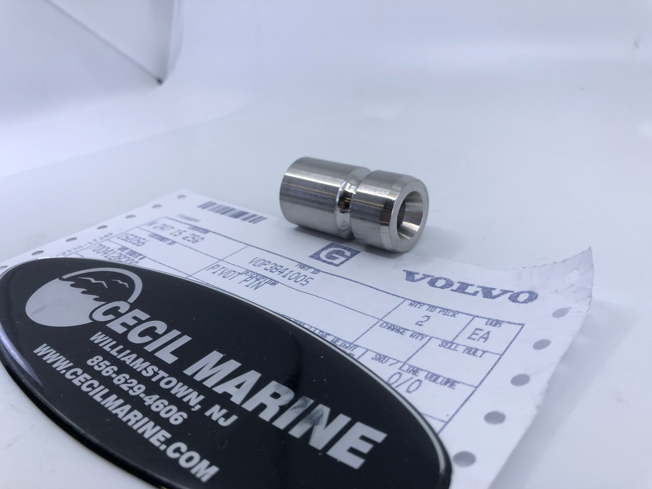 $41.99* GENUINE VOLVO no tax* PIVOT PIN 3841005 *In Stock & Ready