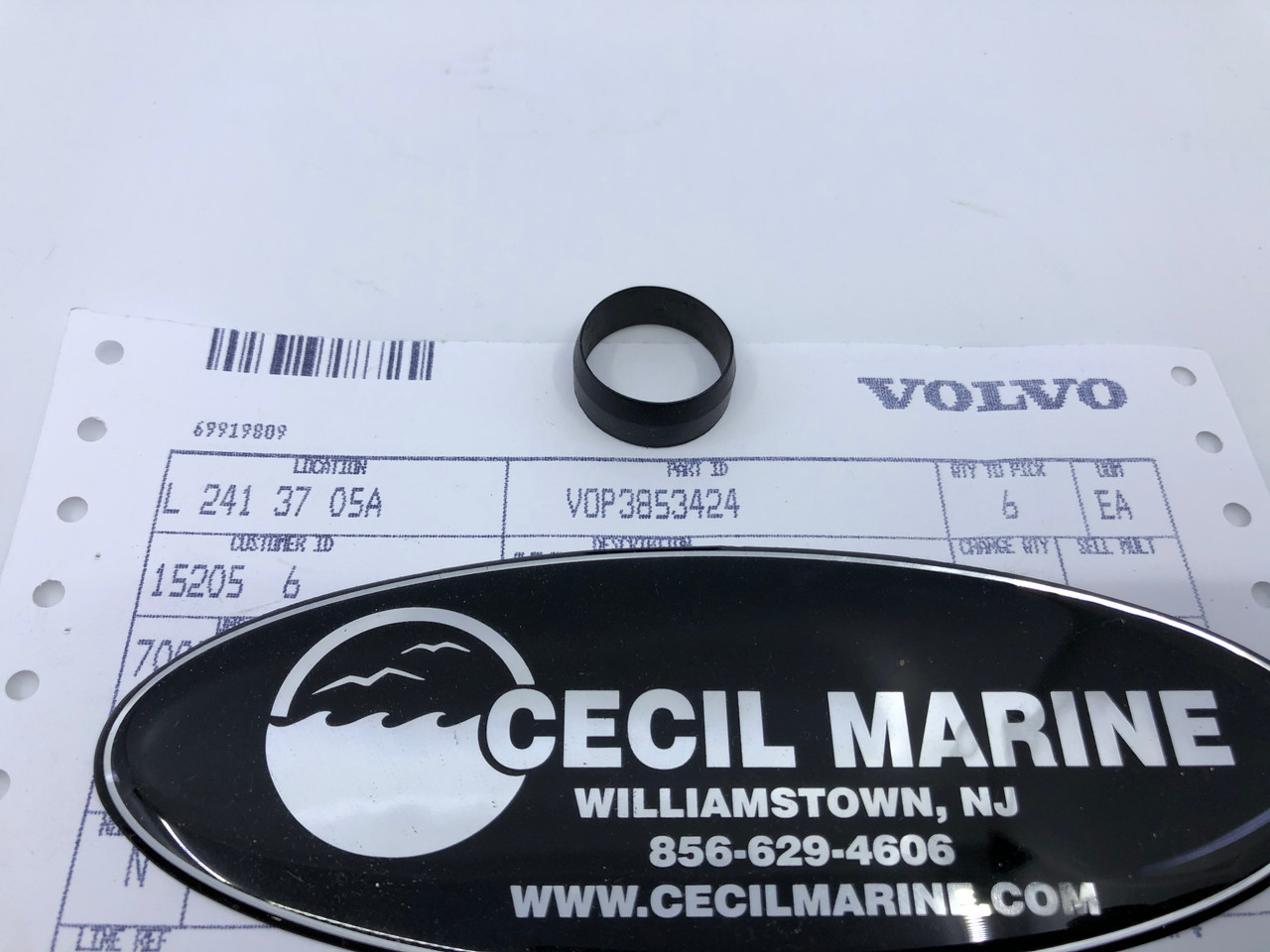 $4.99* GENUINE VOLVO TRIM RAM SHAFT GROMMET 3853424  *In Stock & Ready To Ship!