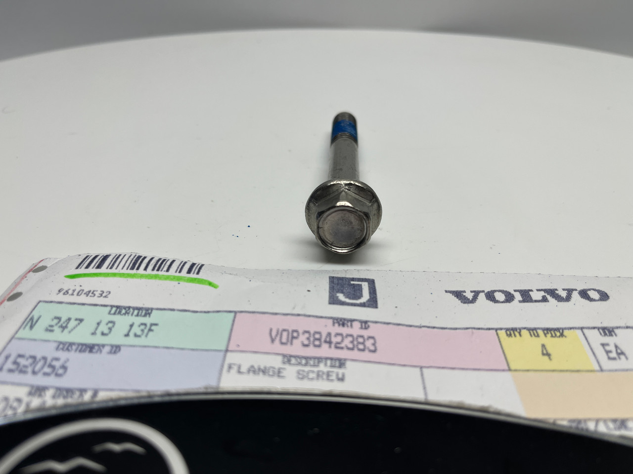 $16.99* GENUINE VOLVO  no tax* FLANGE SCREW 3842383 *In Stock & Ready To Ship!