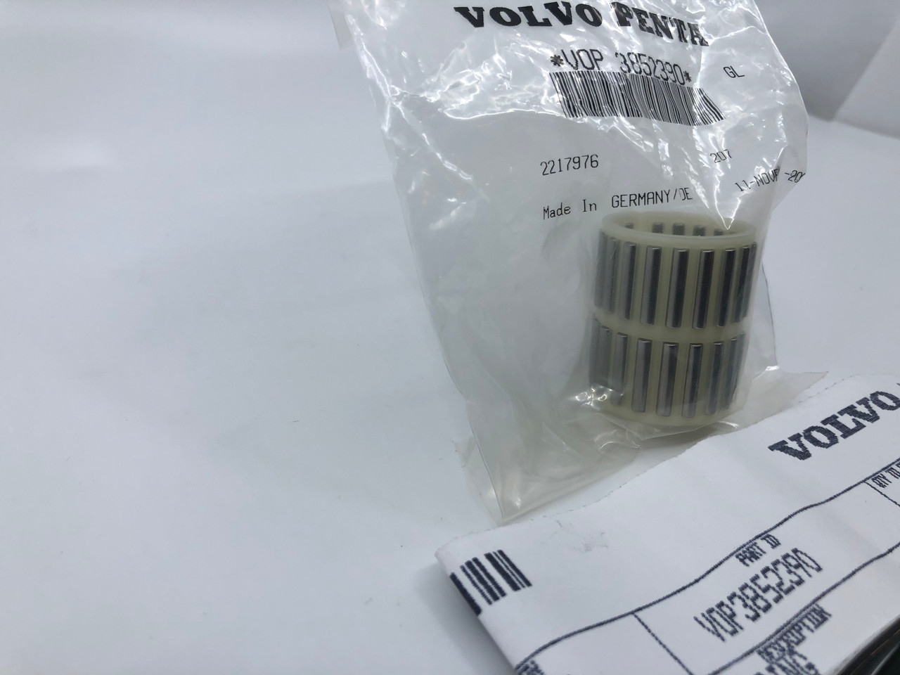 $16.99* GENUINE VOLVO no tax* BEARING 3852390 *In Stock & Ready To Ship!